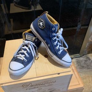 Converse | Chuck Taylor All Stars Mid high top sneakers